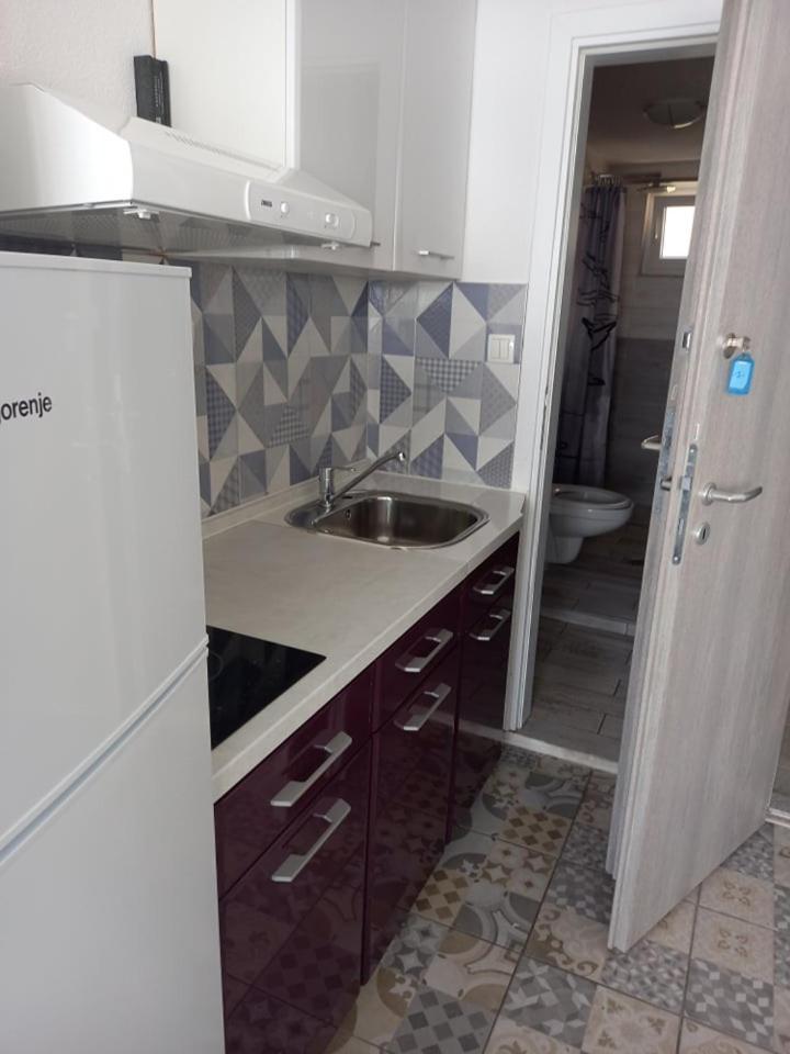 Bajo Apartmany พอดโกรา ภายนอก รูปภาพ